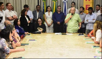 Reunião no Palácio da Cidade