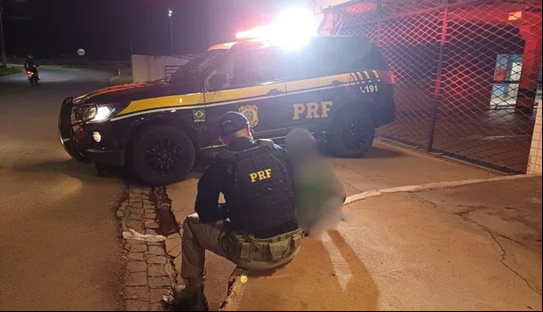 Criança resgatada pela Polícia Rodoviária Federal